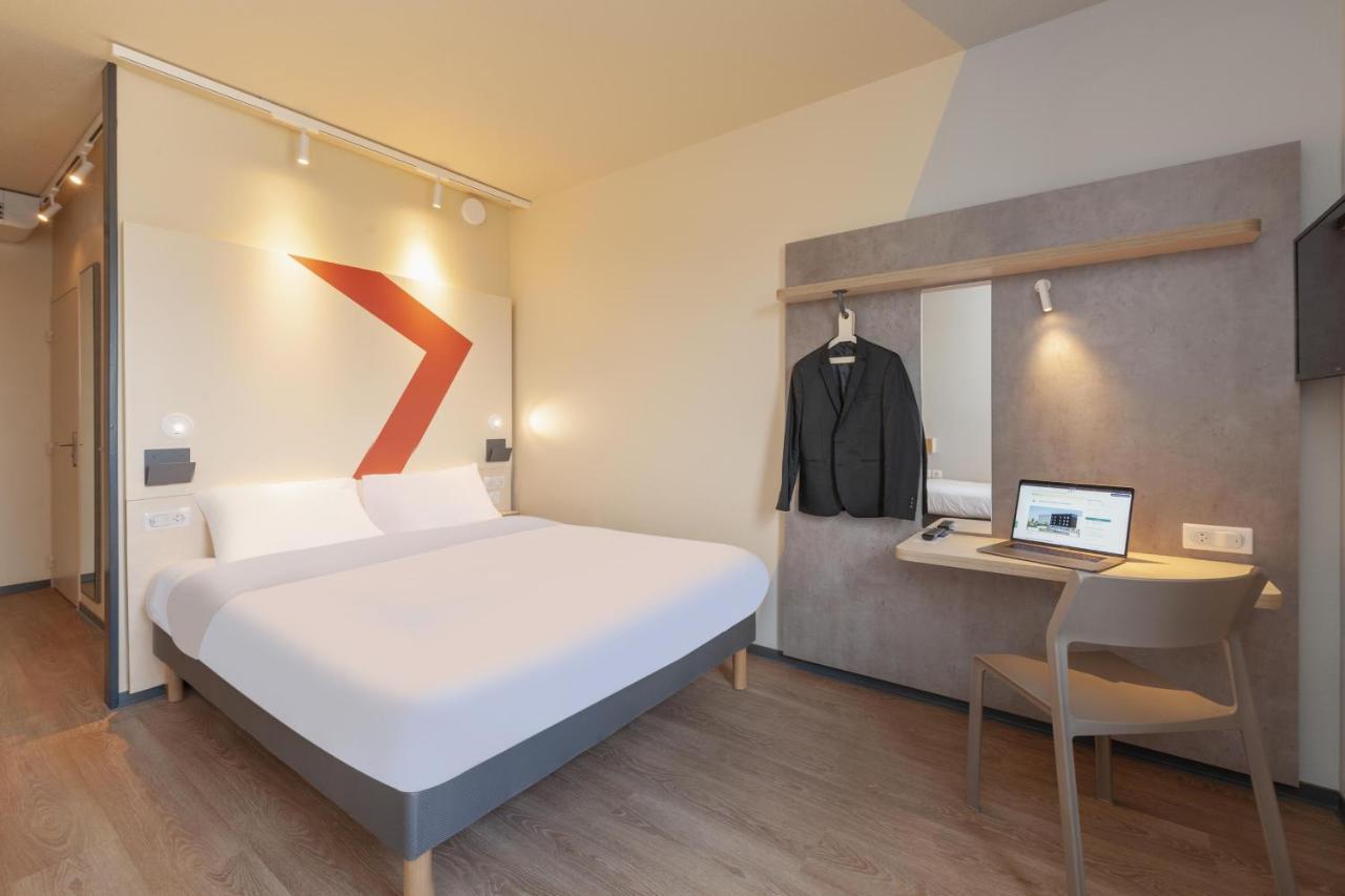 Ibis Budget Mont De Marsan Eksteriør billede